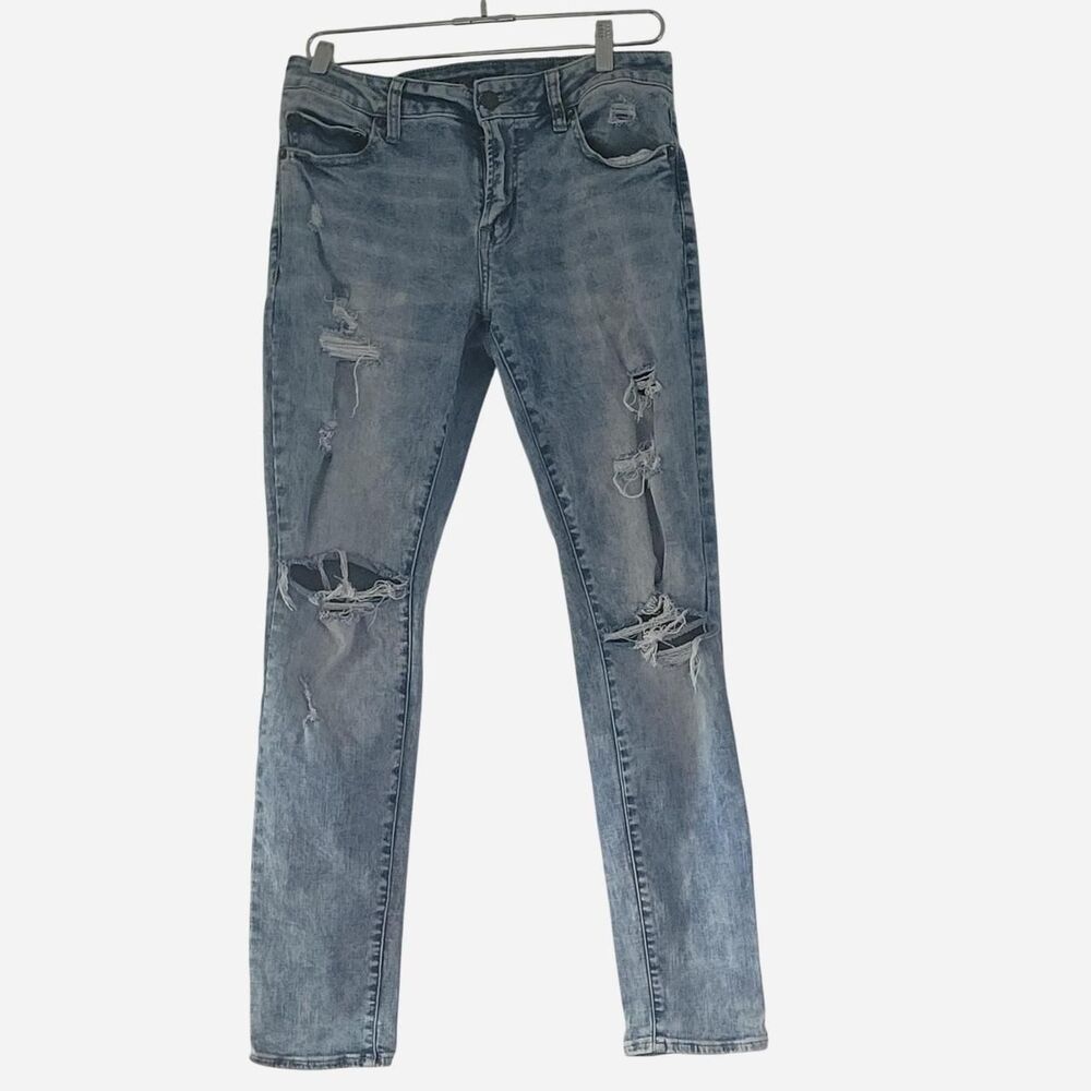 American Eagle blue distressed skinny jeans